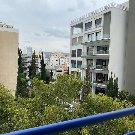 3 Bedroom Flat Central-5min Walk To Daire Limasol